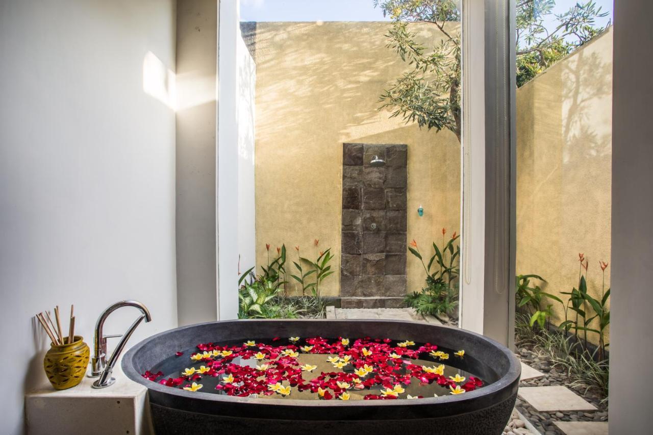 Casa Lalita Villa Seminyak Esterno foto